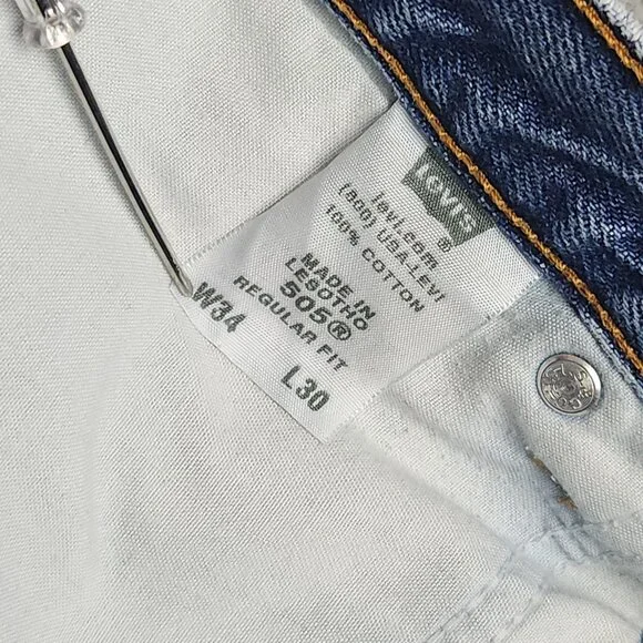 Levis Jeans Mens 34x30 Blue Denim Straight Leg 505 Mid Rise Classic American - Picture 11 of 15